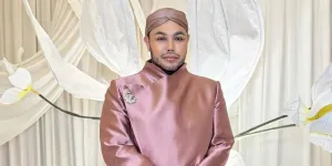Ivan Gunawan Hadiahi Motor untuk Guru Honorer yang Tiap Hari Jalan Kaki
