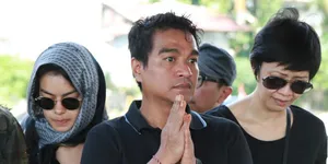 Jadi Anak Bungsu, Indra Lesmana Kaget Dikabari Ibunda Meninggal