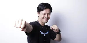 Jajal Tantangan Baru di 'EGGNOID', Morgan Oey: Jadi Cowok Polos Itu Susah!