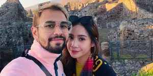 Jalan di Kota Florence Italia, Raffi Ahmad dan Nagita Slavina Nyaris Kejambret