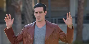 James Ransone Aktor IT: CHAPTER TWO Meninggal Dunia di Usia 46 Tahun karena Bunuh Diri