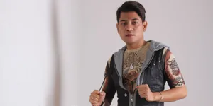 Jawara AFI 1, Veri Jadi Pedagang Tomyam