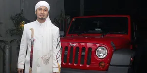 Jelang Putusan Final Hakim, Guntur Bumi Tertunduk Lesu