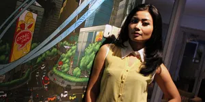 Jomblo Akut, Rizma Simbolon Curhat Lewat Lagu