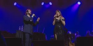 Josh Groban Duet Bareng Raisa di Jakarta, Konser Gems World Tour 2026 Bikin Penonton Terpukau