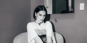 Kabar Bahagia, Jessie J Umumkan 'Cancer Free' Setelah Satu Tahun Berjuang