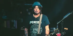 Kabar Duka: Phil Campbell Gitaris Motorhead Meninggal Dunia di Usia 64 Tahun