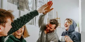 Kata Kata Hari Ini Buat Teman: Inspirasi Persahabatan yang Menyentuh Hati