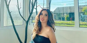 Kenakan Baju Seksi, Millendaru Pamer Babybump