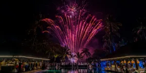 Kenangan Manis Akhir Tahun Liburan di Pantai Jimbaran yang Tak Terlupakan