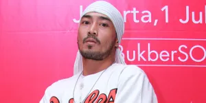 Kesal Sang Istri Tak Kunjung Pulang, Ini Yang Dilakukan Yama Carlos