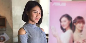 Khas Anak Milenial, Muti Cherry Belle Akui Tak Bisa Hidup Tanpa Gadget