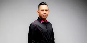 Kisah Sukses Mario, Dari Asisten Artis Kini Jadi Manajer Tajir