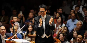 Konser Tiga Dekade Paduan Suara Legendaris Pimpinan Addie MS Sukses Pukau Penonton