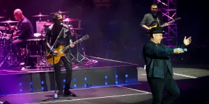 Konser Tunggal Padi Reborn Hadirkan Fanny Soegi dan Sal Priadi Sebagai Tamu Spesial