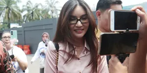 Kuasa Hukum Sarwendah Ungkap Psikolog Forensik Tak Temukan Kekerasan Anak