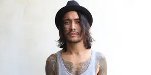 Kubur Nama Ello, Panggil Aku Marcello Tahitoe