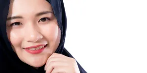Lebaran Glow Tahan Seharian: Rahasia Tampil Fresh Tanpa Makeup Cakey