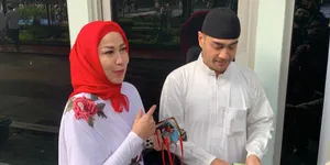 Lebaran Pertama Sebagai Pasangan Suami Istri, Ferry Irawan Bahagia Sampai Terharu dan Venna Melinda Banyak yang Berbeda