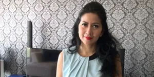 Lebih Dekat, Satu Hari Bersama Bintang Cantik Venna Melinda