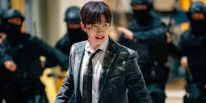 Lee Jun Ho Tampil Jadi Superhero Unik dalam Serial Terbarunya 'Cashero'
