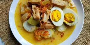 Lezatnya Lontong Sayur Lodeh Tanpa Santan, Hidangan Spesial Lebaran yang Sehat!