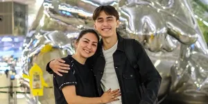 Lionel Kembali ke Eropa, Donna Agnesia Antar ke Bandara dengan Haru