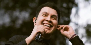 Lirik Teh Hijau - Tulus yang Bicara Tentang Menerima Rasa Hampa dan Bukan Sekadar Lagu Cinta