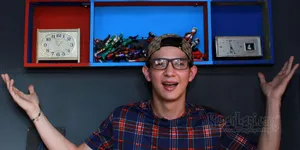 Marcell Darwin Bisnis Cafe Bergaya Warung Kopi