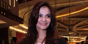 Masalah Melebar, Cut Tary Tak Mau Temui Wartawan