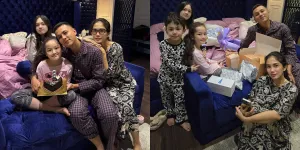 Masih Pakai Baju Tidur, Ini Potret Sheva Dapat Kejutan Ultah dari Andhika Pratama dan Ussy Sulistiawaty - Kini Sudah 8 Tahun