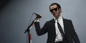 Matty Healy The 1975 Nikahi Gabbriette Bechtel, Susul Taylor Swift Lepas Masa Lajang