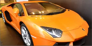 Mau Beli Lamborghini? Siapkan Budget Buat Servis Mahalnya!