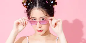 Mau Tampil Sweet atau Classy? Intip Mix & Match Lip Tint dan Parfum Sesuai Mood
