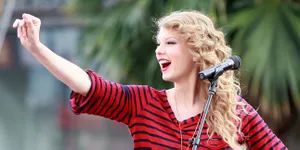 Menyimak Kisah Move On Taylor Swift di Begin Again