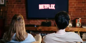 Mood Booster Alert! Intip 5 Series Netflix yang Cocok Buat Healing di Rumah