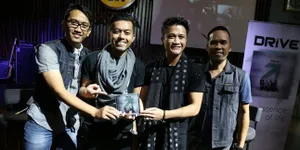 'Mungkin Dia Lelah', Drive Comeback Dengan Klip Selfie