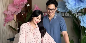 Nanda Arsyinta Melahirkan Bayi Kembar Laki-Laki dan Perempuan, Resmi Jadi Ibu Tiga Anak