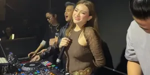 Nathalie Holscher Donasikan Honor DJ di Pontianak untuk Karhutla