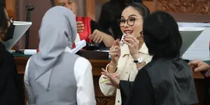 Nikita Mirzani Menang Banding, Klaim Reza Gladys Rugi Miliaran Disebut Zonk