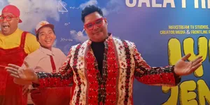 Nuansa Nostalgia Lagu Papa T. Bob di Film Musikal 'IYUS JENIUS'