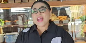 Nunung Ungkap Warung di Solo Sepi, Banyak Pembeli Mengira Tutup