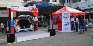 Nyanyi, Joget, dan Berburu Hadiah: Begini Keseruan Mobil Dangdut Keliling Pepsodent di Subang!