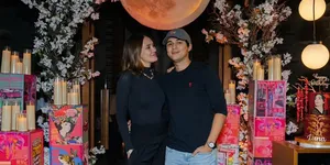 Pakai Kebaya Putih, Luna Maya Gelar Upacara Melaspas Rumah Baru di Bali
