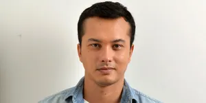 Passion Tuntun Nicholas Saputra Pada 'PENDEKAR TONGKAT EMAS'