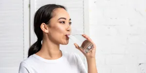 Penuhi Kebutuhan Air Mineral Selama Puasa Itu Penting, Begini Lho Rumusnya!