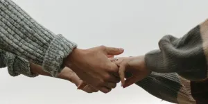 Perilaku yang Bisa Menunjukkan Jika Pasanganmu Tidak Tulus Mencintaimu