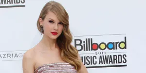 Populer Dan Peduli, Taylor Swift Mendapat ‘Tops Most Charitable’