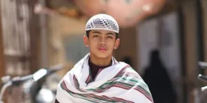 Potret Attaya Bilal Rizkillah Anak Bontot Ummi Pipik dan Mendiang Ustaz Jefri yang  Sebentar Lagi Hafiz Al-Qur'an