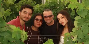 Potret Bryan Domani dan Keluarga Liburan ke Italia, Udah Kayak Warga Lokal